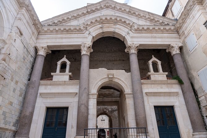 Walking tour of Diocletian's Palace in Split - Weather, Short Walking Tours, and Practical Comfort
