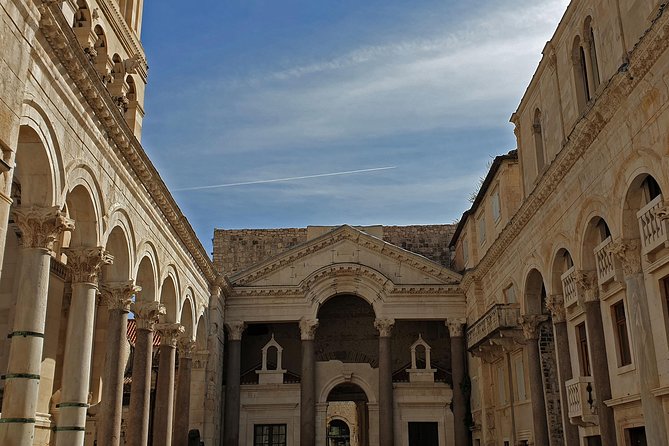 Walking Tour of Split with a 'Magister' of History - Cathedral of Saint Domnius: the mausoleum turned church